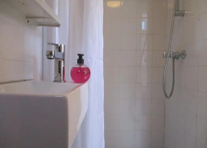 Miss Jordaan For Quiet Travellers 3*