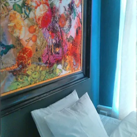 Miss Jordaan For Quiet Travellers * Amsterdam