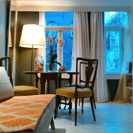 Miss Jordaan For Quiet Travellers Bed & Breakfast