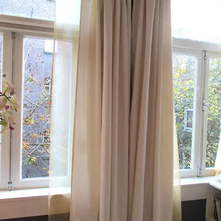 Bed & Breakfast Miss Jordaan For Quiet Travellers Amsterdam