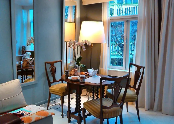 Miss Jordaan For Quiet Travellers