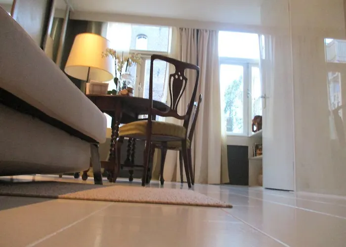 Miss Jordaan For Quiet Travellers לינה וארוחת בוקר